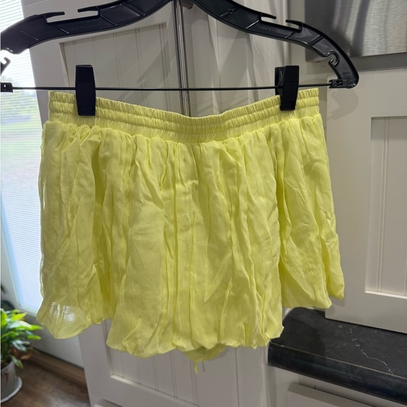 NWOT Amanda Uprichard Yellow/green Bubble Mini Skort Small - Picture 3 of 4